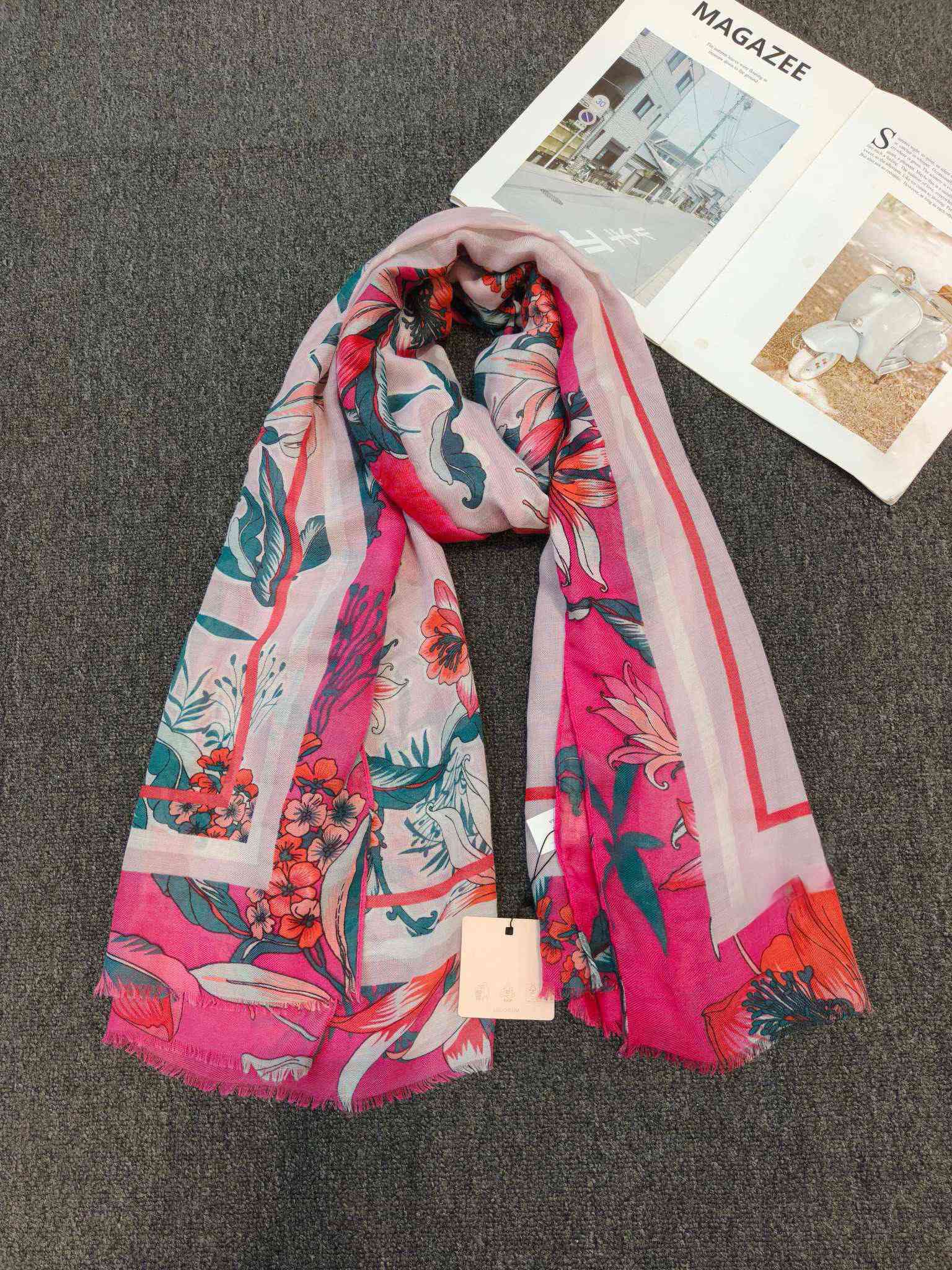 European and American style It - Beach Towel Large review and price